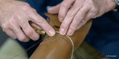 Pau royale, du terroir béarnais à la noblesse du cuir- grand reportage - épisode 2- stéphanie bui- the daily couture - resocuir